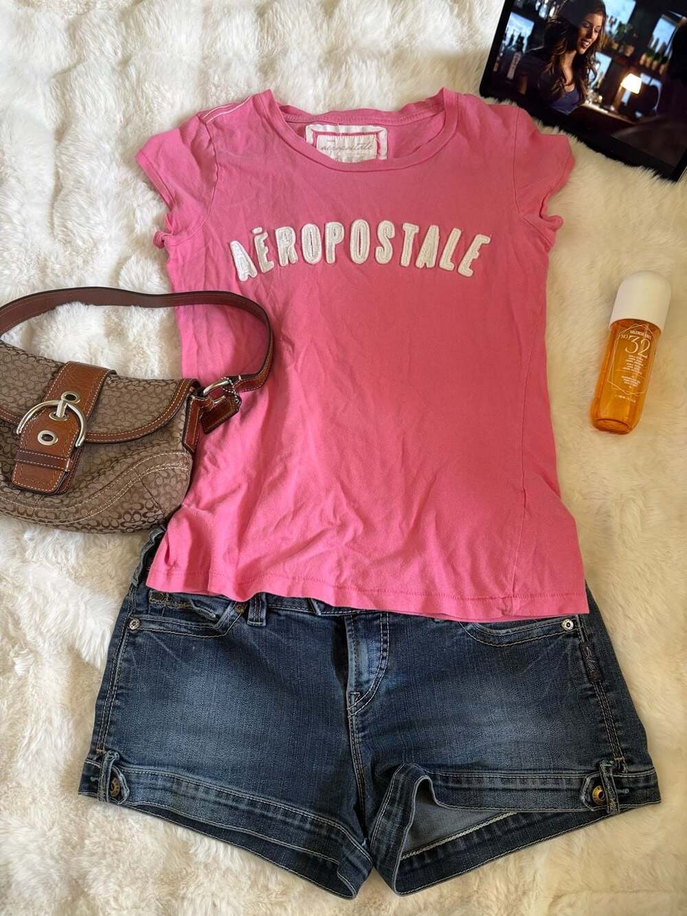 Aeropostale T-Shirt Size L/G Pink Logo Applique Y2K Baby Tee
